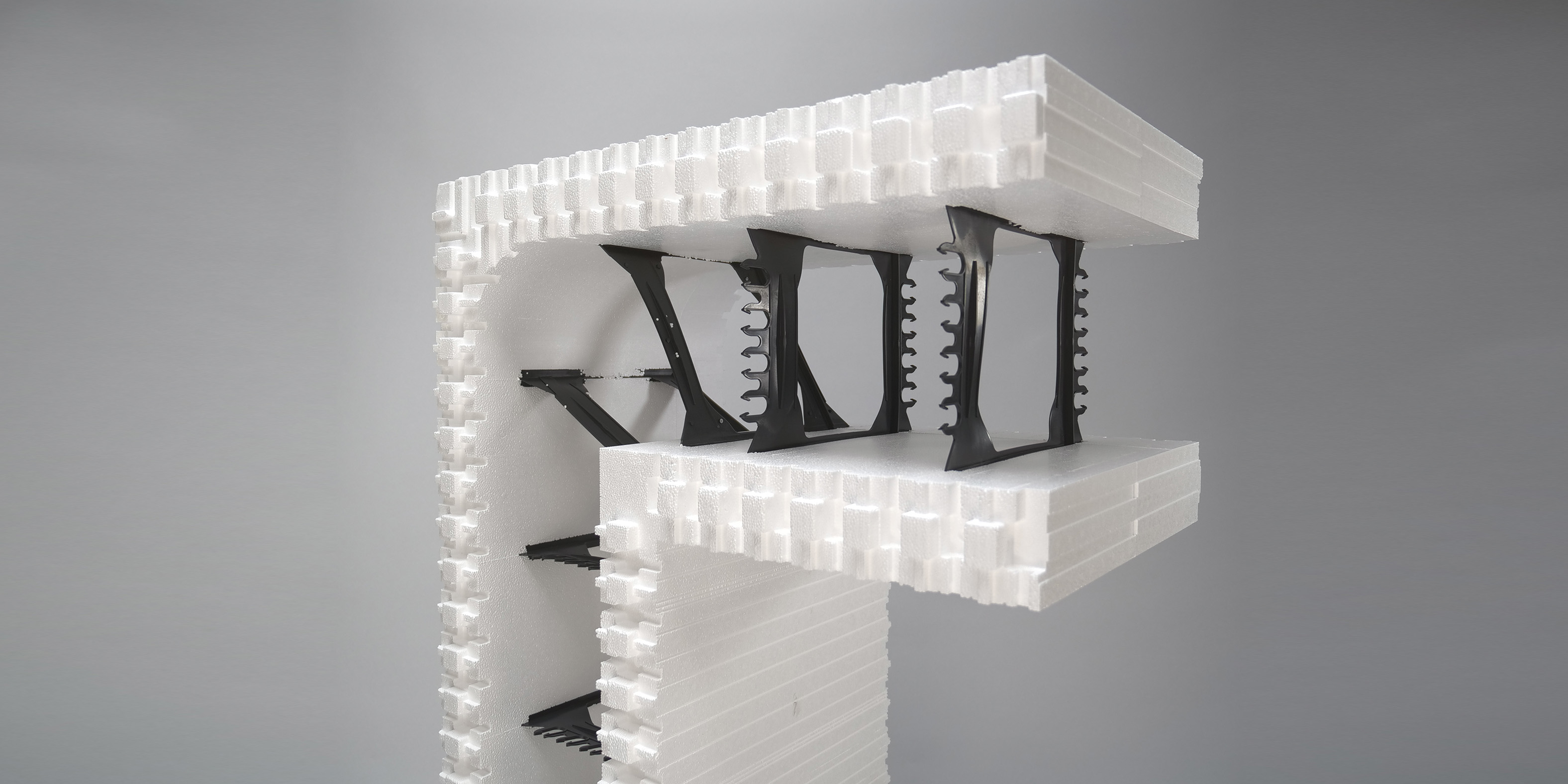 R30 Faced Insulation 24 Wide - gyi8j08
